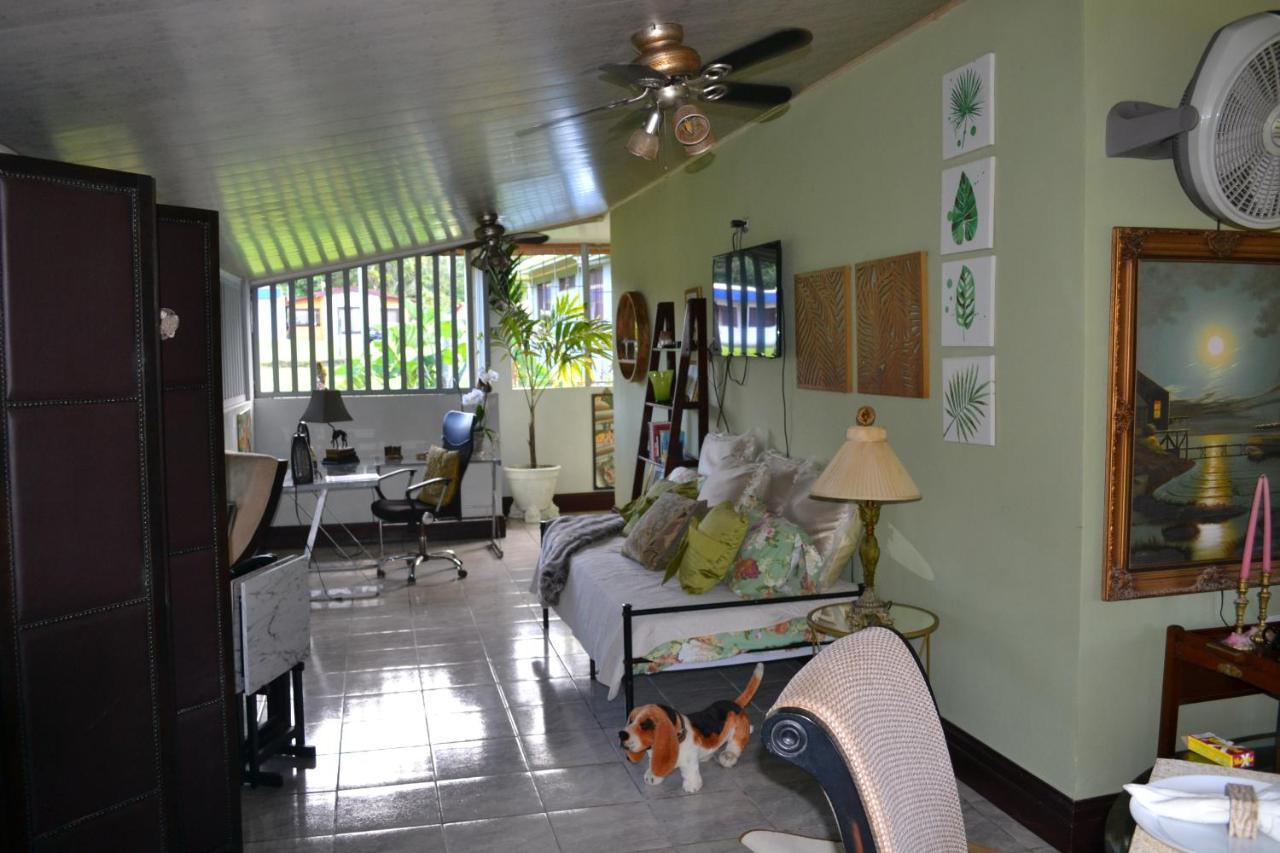 Casa Sophia 3 Listings Apartment 1 Or Apartment 2 Separately Or Apt 1 And 2 Together All With Fo Internet Guápiles Exterior foto