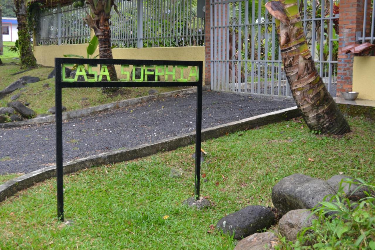 Casa Sophia 3 Listings Apartment 1 Or Apartment 2 Separately Or Apt 1 And 2 Together All With Fo Internet Guápiles Exterior foto